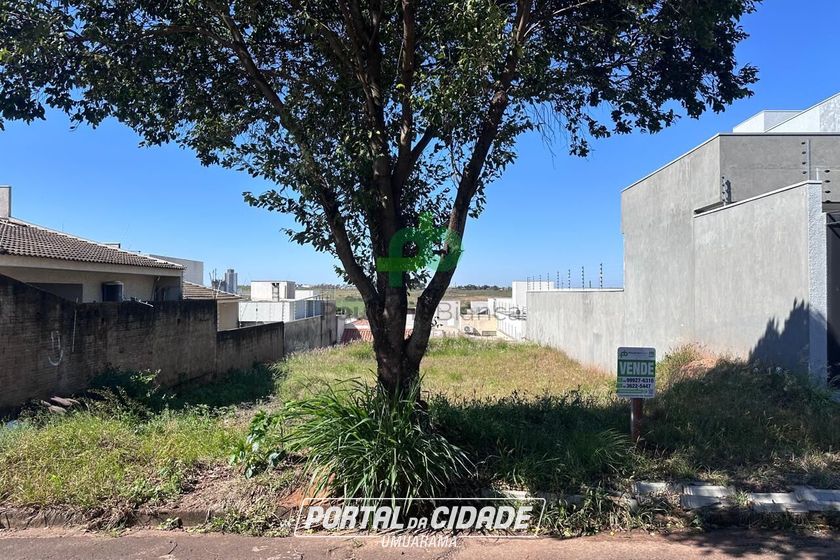Terreno &agrave; venda - 364m&sup2; - Jardim Santa Clara