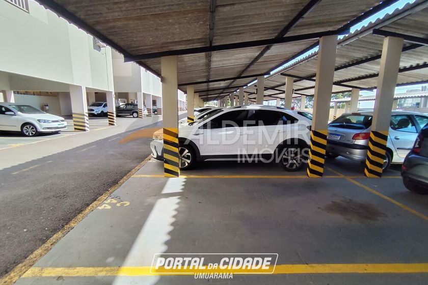 Apartamento para alugar - 74m&sup2; - Zona 6