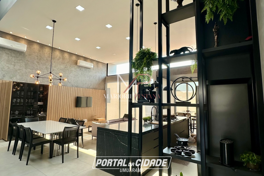 Casa &agrave; venda - 297m&sup2; - Rua Saldanha da Gama