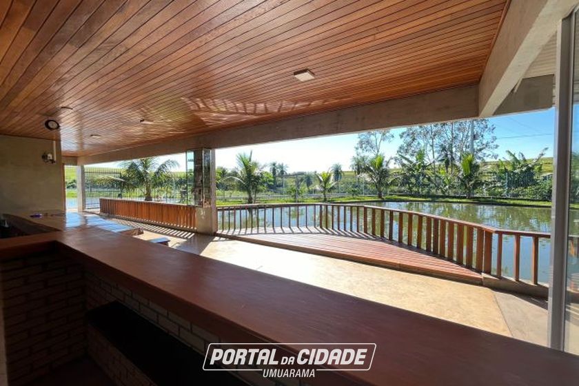 Ch&aacute;cara &agrave; venda - 