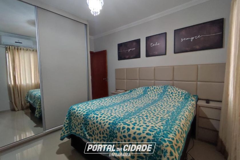 Casa &agrave; venda - 244m&sup2; - Zona V