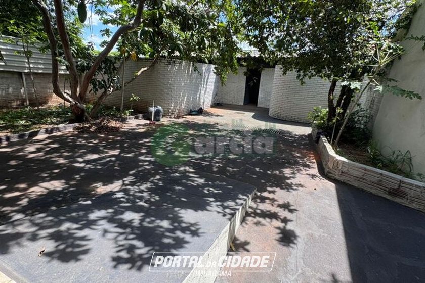 Casa &agrave; venda - 140m&sup2; - Jardim Igua&ccedil;u