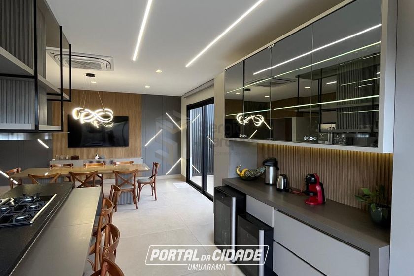 Sobrado &agrave; venda - 250m&sup2; - Condom&iacute;nio Essenza