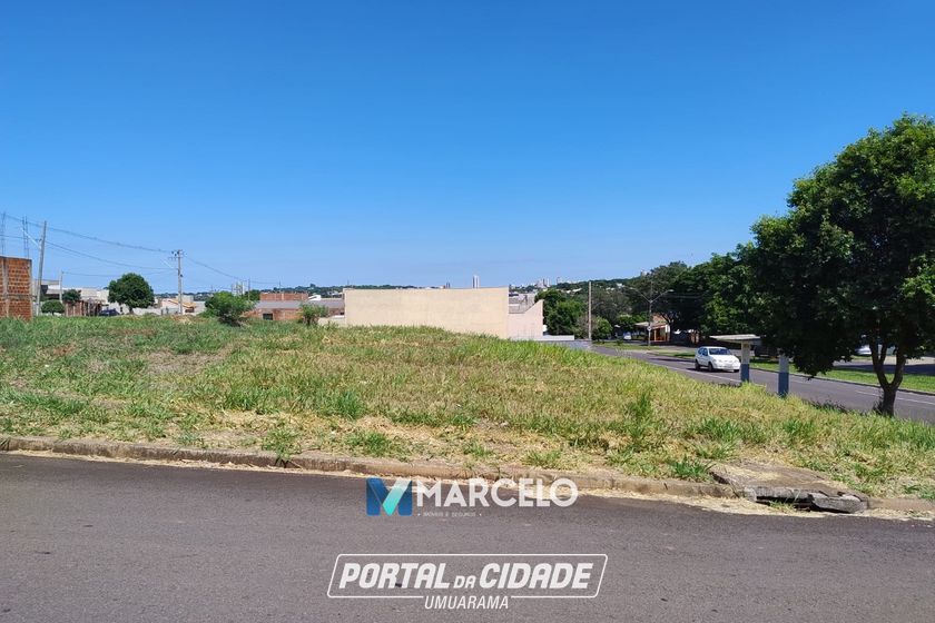 Terreno &agrave; venda - 352m&sup2; - Jardim Nova Am&eacute;rica