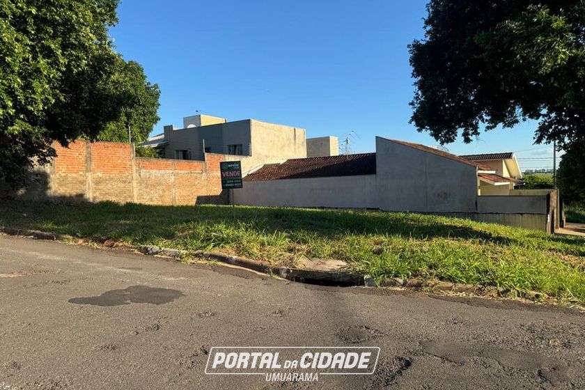 Terreno &agrave; venda - 220m&sup2; - JARDIM M&Ocirc;NACO