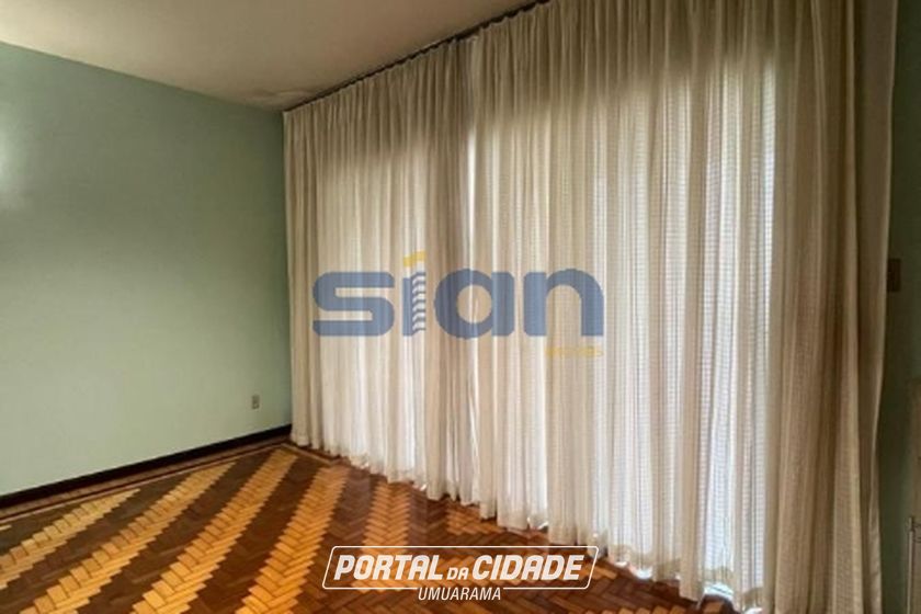 Casa para alugar - 308m&sup2; - Zona III