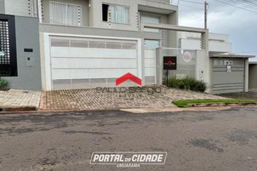 Sobrado &agrave; venda - 196m&sup2; - Jardim Floren&ccedil;a