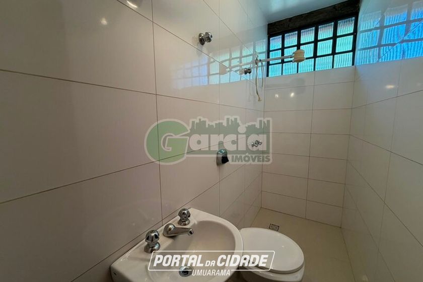 Casa para alugar - 525m&sup2; - Zona I