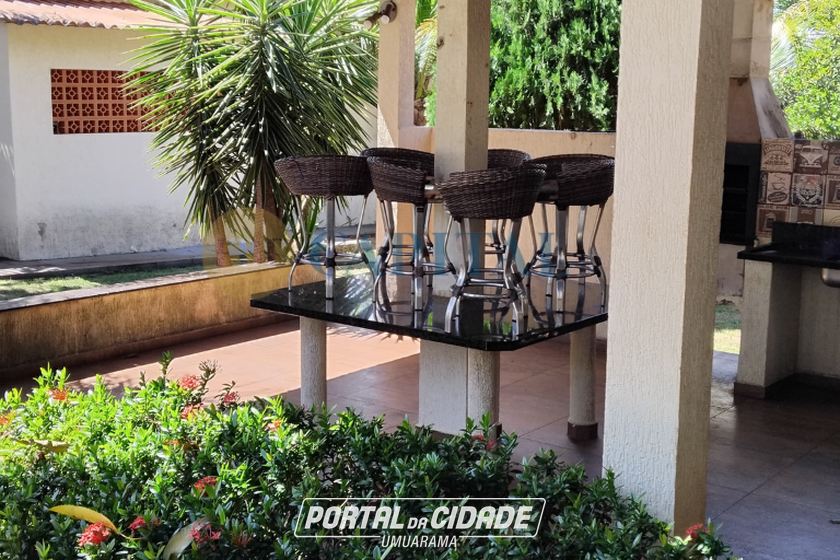 Ch&aacute;cara &agrave; venda - 2m&sup2; - Jardim Estancia II