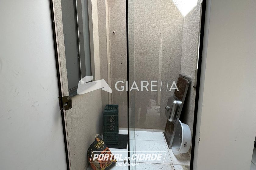 Casa &agrave; venda - 50m&sup2; - JARDIM PINHEIRINHO