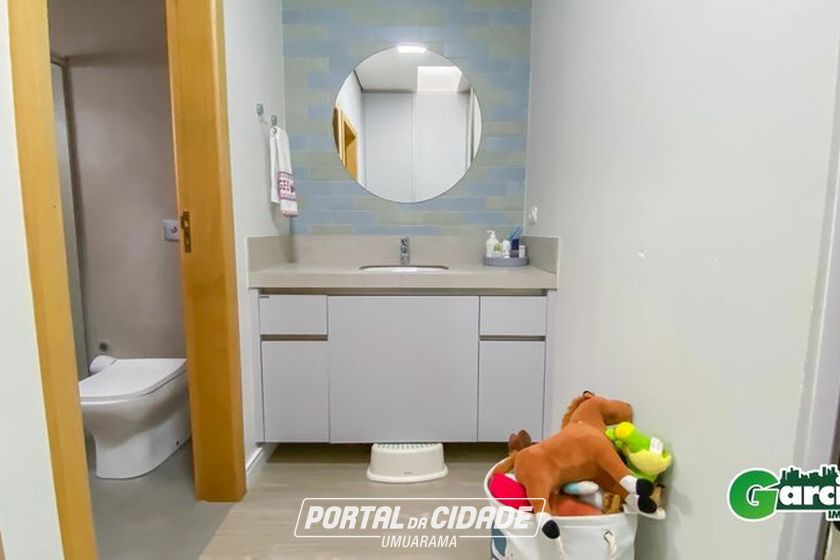 Casa &agrave; venda - 256m&sup2; - -