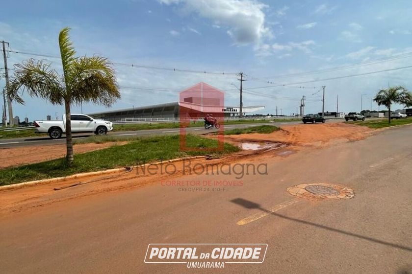 Terreno &agrave; venda - 840m&sup2; - Rodovia