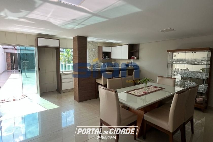 Casa &agrave; venda - 340m&sup2; - 