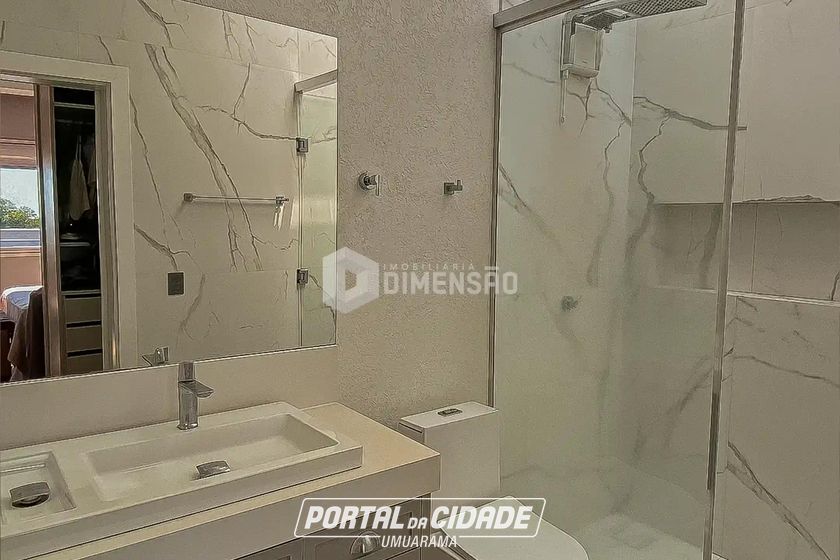 Sala Comercial &agrave; venda - 342m&sup2; - Centro