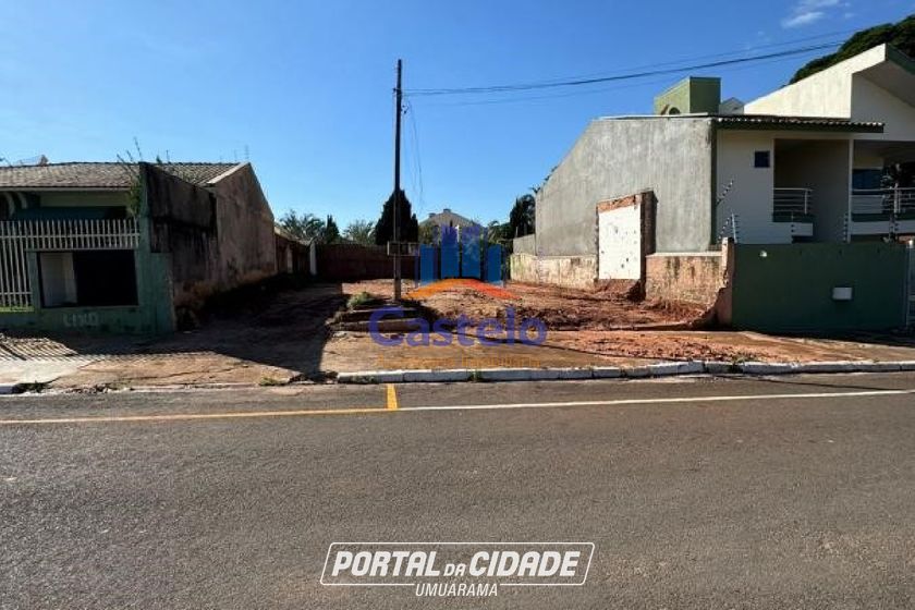 Terreno &agrave; venda - 490m&sup2; - Zona II