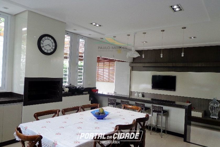 Casa &agrave; venda - 268m&sup2; - JARDIM FLAMBOYANT