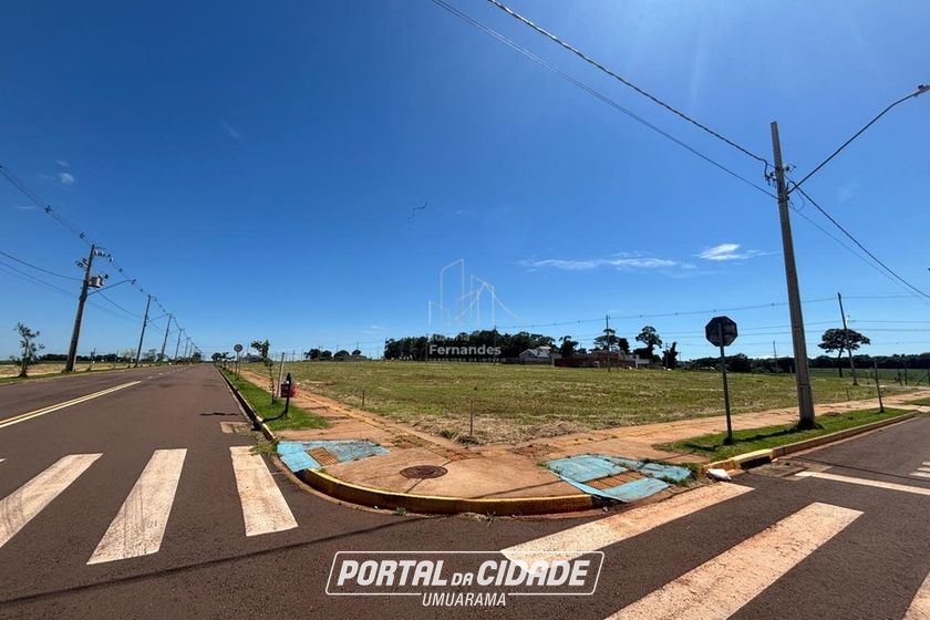 Terreno &agrave; venda - 360m&sup2; - Vila Becker