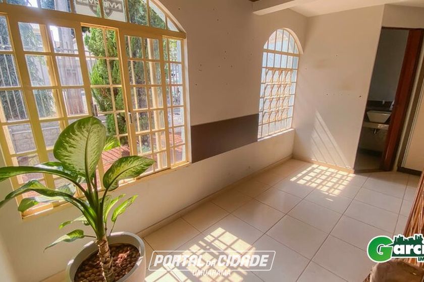 Casa &agrave; venda - 258m&sup2; - Zona II