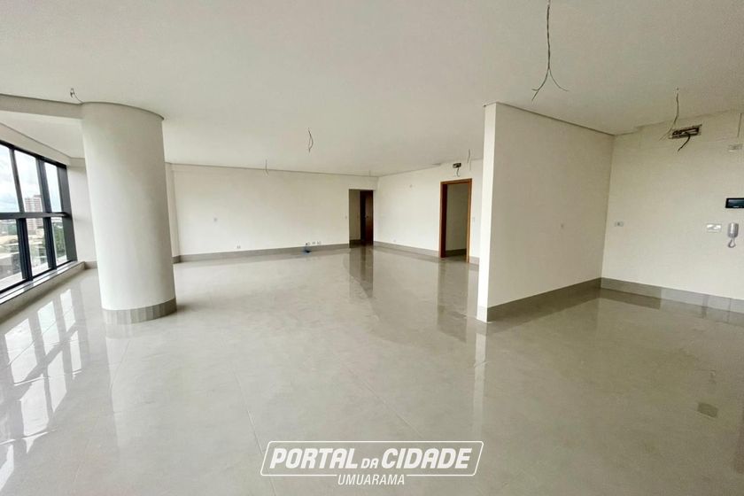 Apartamento &agrave; venda - 223m&sup2; - ZONA II