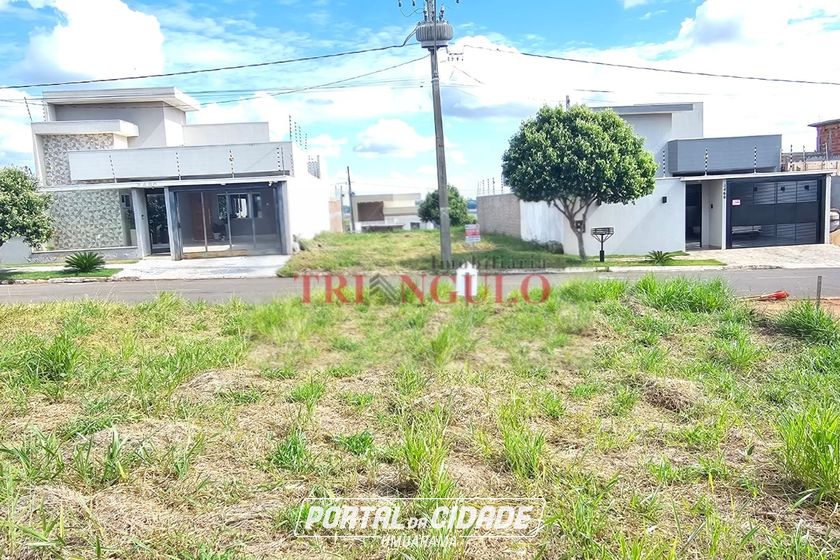Terreno &agrave; venda - 220m&sup2; - PARQUE RESIDENCIAL METROPOLITANO