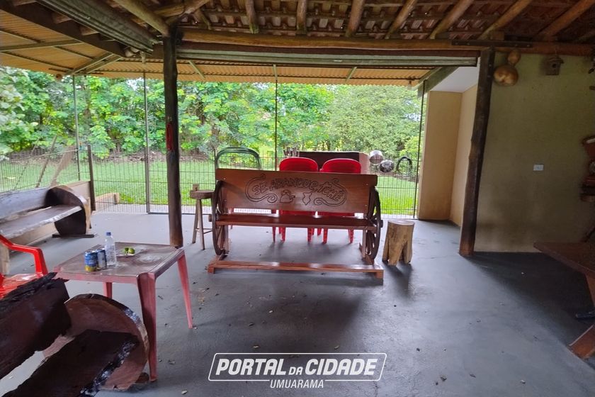 Ch&aacute;cara &agrave; venda - 6400m&sup2; - FUNDOS DO JARDIM PAC&Iacute;FICO