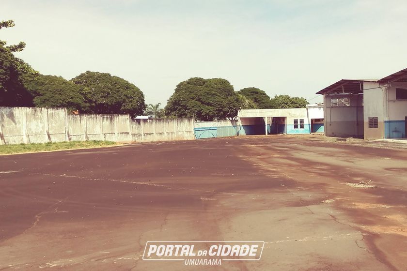 Sal&atilde;o Comercial para alugar - 940m&sup2; - Zona I-a