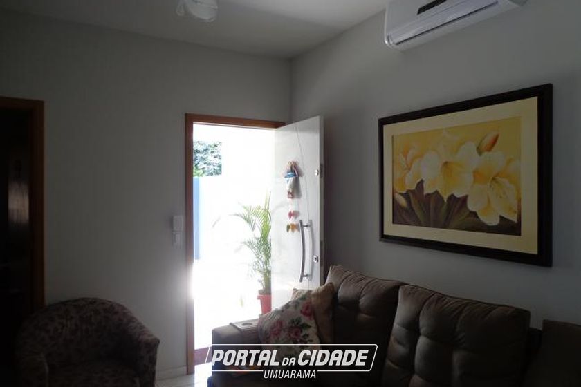 Casa &agrave; venda - 105m&sup2; - Jardim Cima