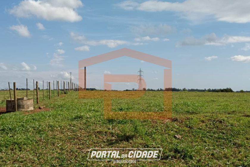 Ch&aacute;cara &agrave; venda - 20000m&sup2; - Zona Rural