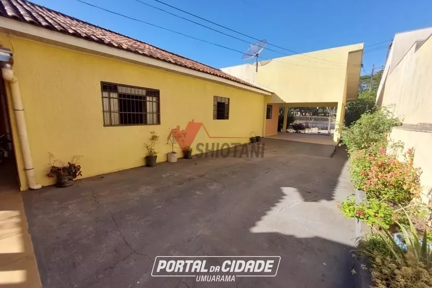 Casa &agrave; venda - Zona IV