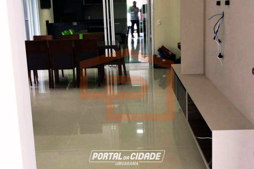 Casa &agrave; venda - 218m&sup2; - Jardim Alphaville