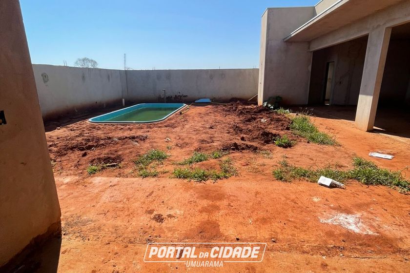 Casa &agrave; venda - 200m&sup2; - Porto Camargo
