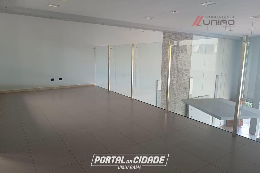 Sal&atilde;o Comercial para alugar - 336m&sup2; - Centro