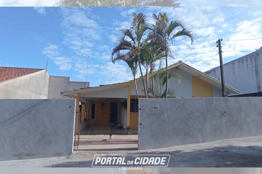 Casa &agrave; venda - 130m&sup2; - Centro