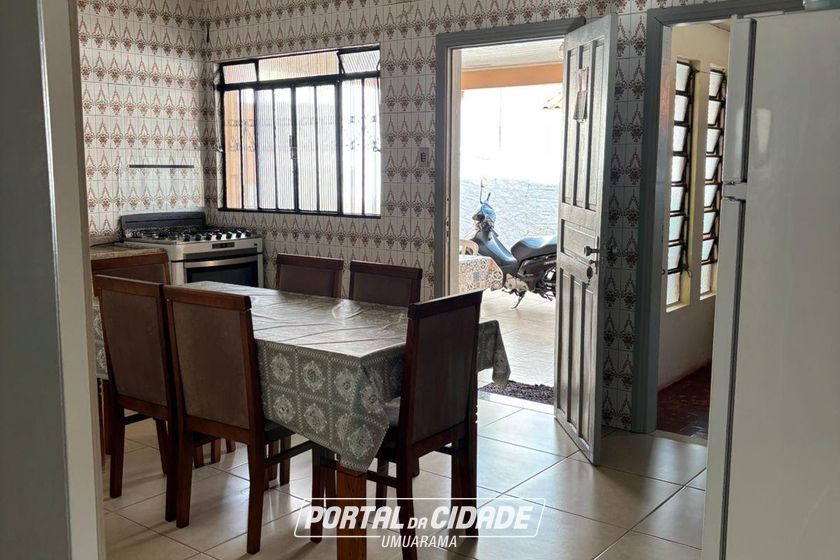 Casa &agrave; venda - 140m&sup2; - Zona VII