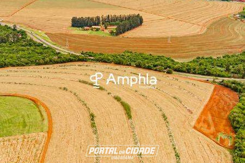 Terreno &agrave; venda - 127000m&sup2; - Zona Rural