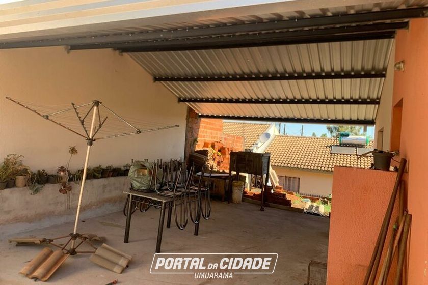 Casa &agrave; venda - 163m&sup2; - Conjunto Habitacional Sonho Meu