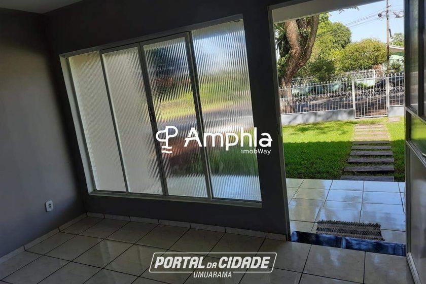 Casa &agrave; venda - 200m&sup2; - Centro