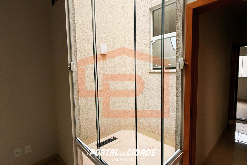 Casa &agrave; venda - 121m&sup2; - Jardim Caravelle