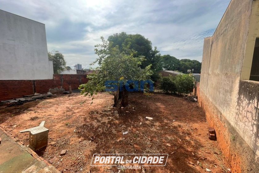 Casa &agrave; venda - 490m&sup2; - Zona VII