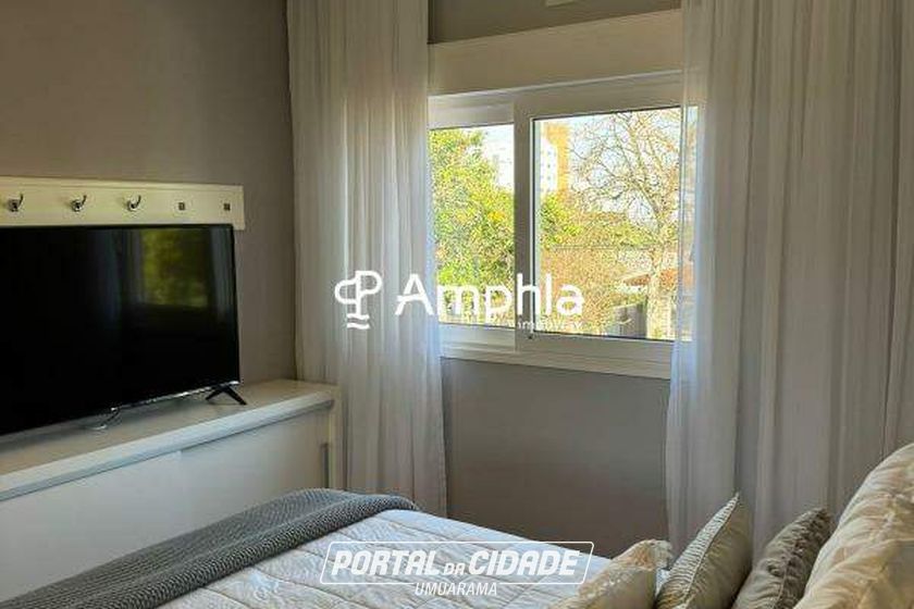 Casa &agrave; venda - 355m&sup2; - Centro