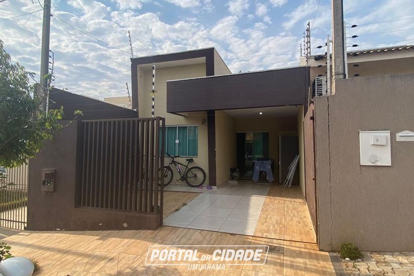 Casa &agrave; venda - 100m&sup2; - Jardim Real