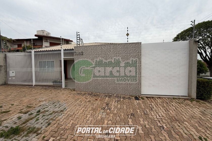 Casa &agrave; venda - 200m&sup2; - Zona I