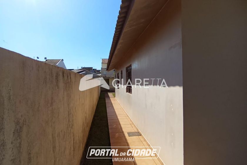 Casa &agrave; venda - 140m&sup2; - JARDIM GISELA