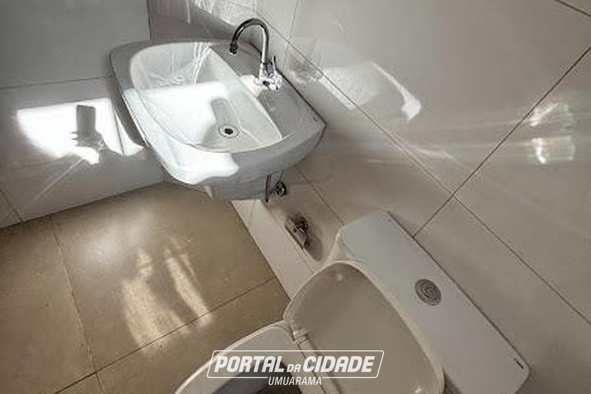 Sal&atilde;o Comercial para alugar - 40m&sup2; - Zona VII