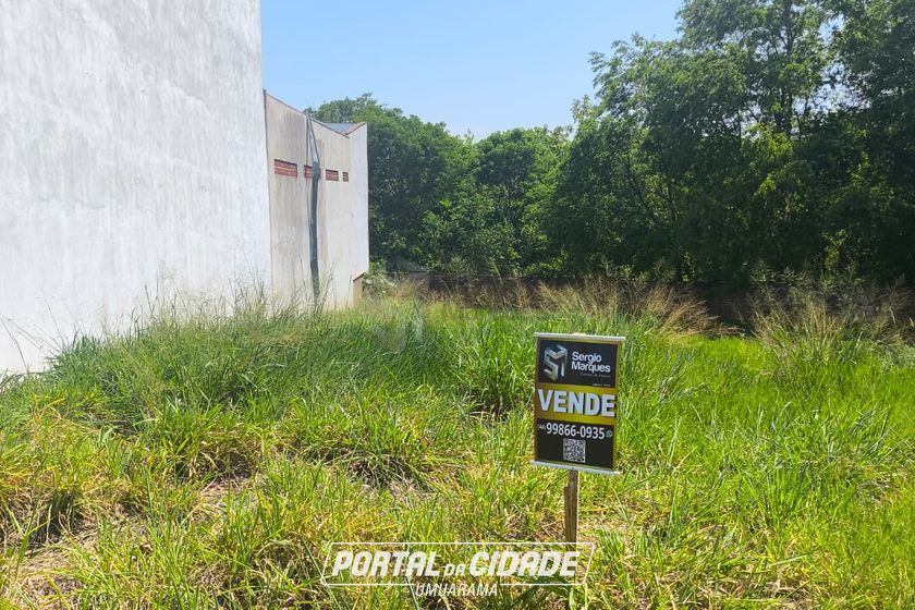Terreno &agrave; venda - 373m&sup2; - Alto da Paran&aacute;