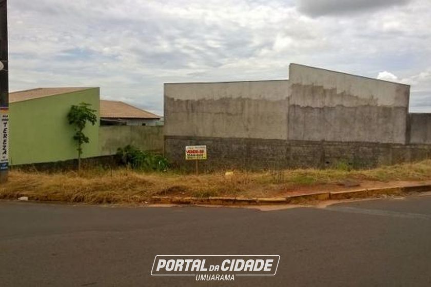 Terreno &agrave; venda - 310m&sup2; - Jardim San Martim
