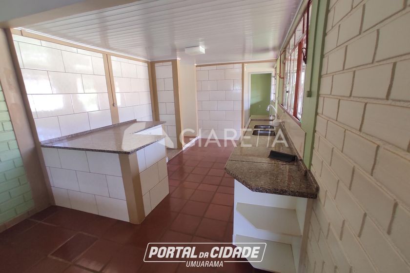 Casa &agrave; venda - 122m&sup2; - CENTRO