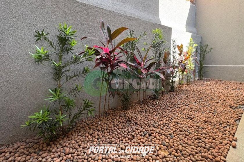 Casa &agrave; venda - 77m&sup2; - Jardim Cerejeiras