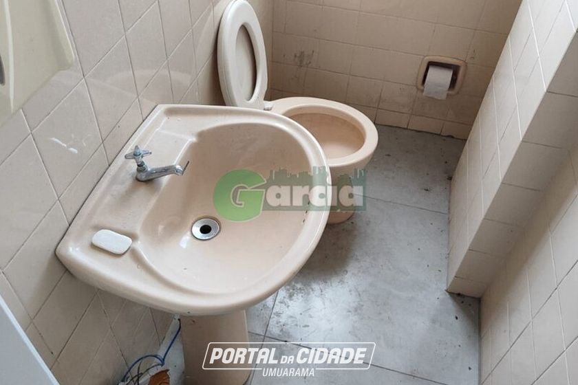 Sala Comercial para alugar - 42m&sup2; - Zona I