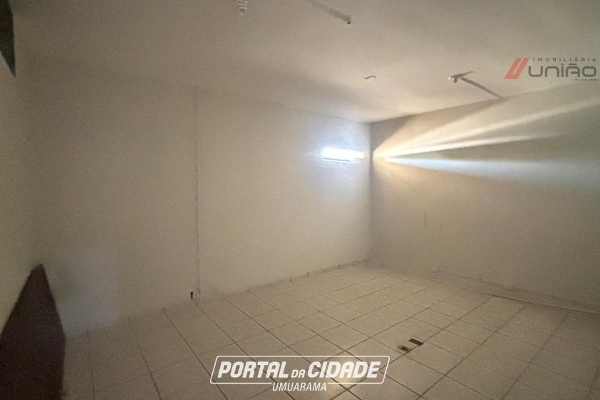 Sal&atilde;o Comercial para alugar - Zona III